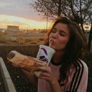 Meet your Posher, Kieva